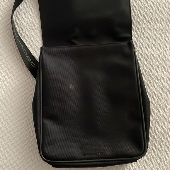 Piquadro crossbody bag - Picture 3 of 5